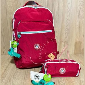 Mochila Vermelha com Estojo e Chaveiro  Modelo Escolar
