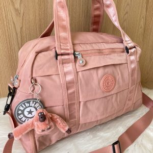 Bolsa Academia com Compartimento para Tênis – Espaçosa e Resistente