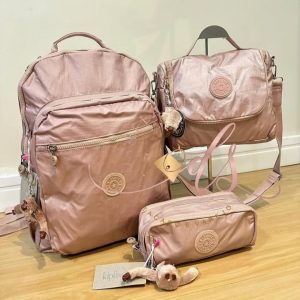 Kit 3 Peças Rose  Mochila Bolsa Tiracolo e Estojo Super Charmoso